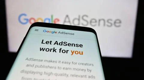  Smartphone with website of online advertising program Google AdSense in f... Stock-Fotos