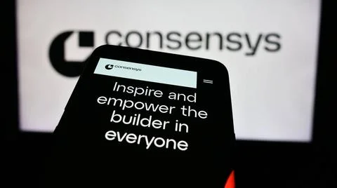  Smartphone with website of US blockchain software company Consensys Inc. ... Stock-Fotos