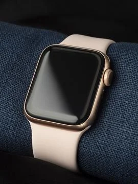 Smartwatch on a dark blue background Stock-Fotos