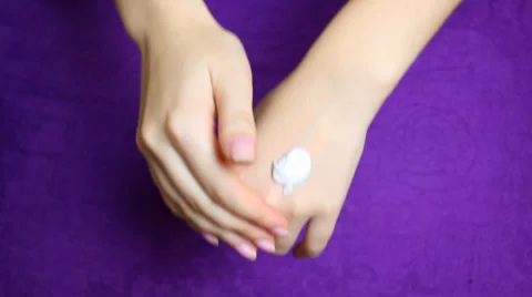 Smears Hand Moisturizer Video stock 30139818