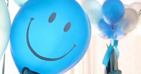 Smile face happy balloon floating decorated in celebration party Video stock 86795480