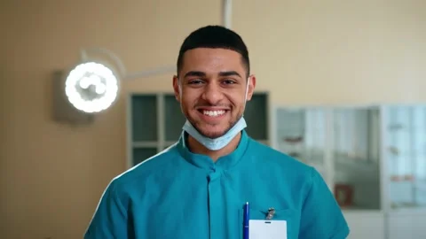 Smiling doctor 2 Video stock 151786166