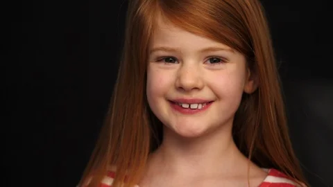 Smiling girl in studio Video stock 86348107