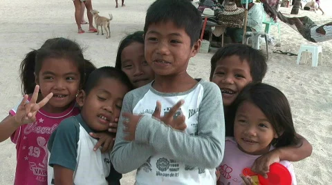 Smiling Philippine children Stock Footage 628383