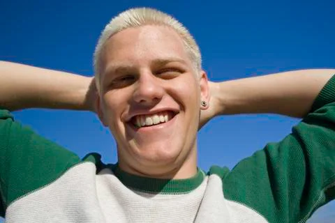 Smiling young man Stock-Fotos