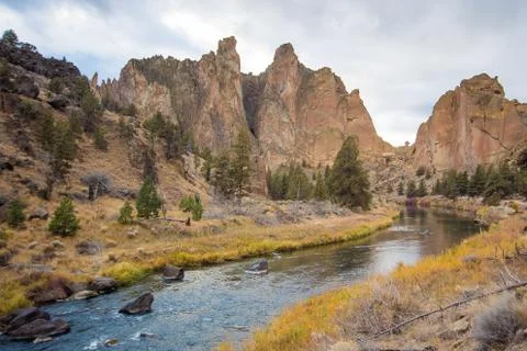 Smith Rocks river 스톡 사진