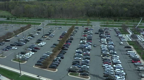 Smithsonian Air and Space museum parking lot traffic 4K 011 Stock-Footage 50044344