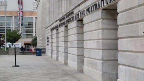 Smithsonian Pan Video stock 79662941