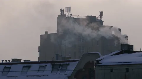 Smoke from the chimneys of coal stoves Video stock 227307792