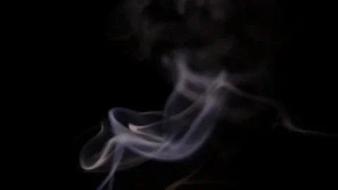 Smoke of cigarettes Vídeos de archivo 70027174