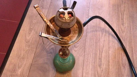 Smoke hookah at home Video stock 97215456