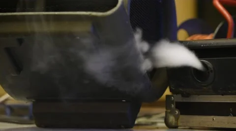 Smoke machine in action Vídeo Stock 63050829