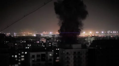 Smoke over the city Video stock 48647103