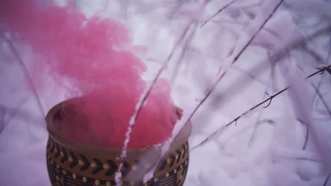 Smoke from the pot Video stock 128197389