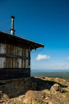 Smoke Stack and View From Observation Peak Fire Tower Foto stock