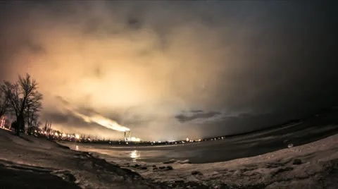 Smoke stacks from across the bay 스톡 동영상 22014393