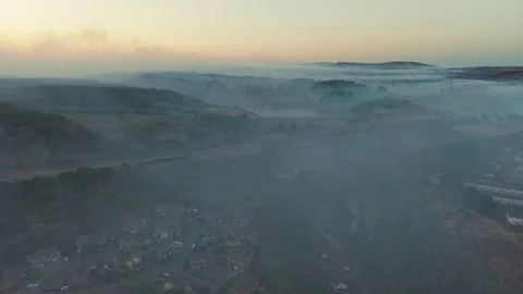 Smoke from Wildfires Drifting Over Ebbw Vale and A465 Road, Aerial View Vidéo 342418912