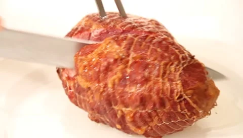 Smoked rolled roast Vídeos de archivo 8666072