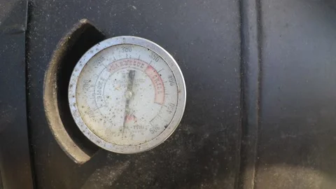 Smoker rusty gauge Stock Footage 140760041