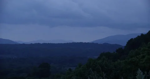 Smokey Blue Mountains Video stock 51014941