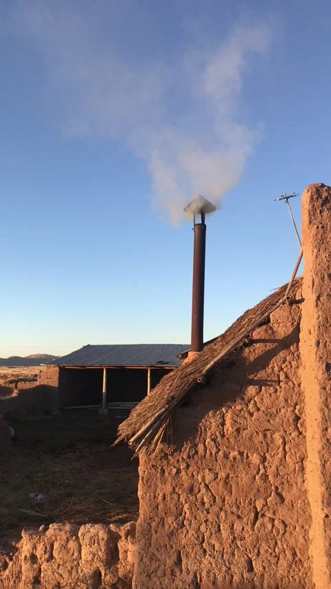 Smokey Chimney in Peru 3 Видео 296449366