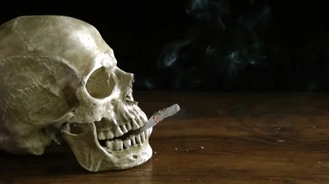 Smoking death 動画素材 8519394