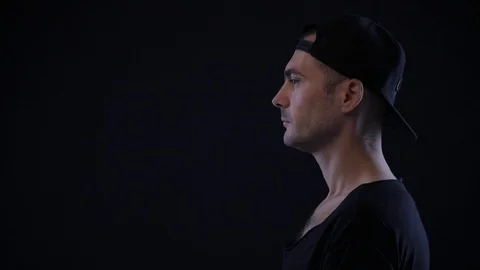 Smoking e-cigarette, vape 動画素材 105321041