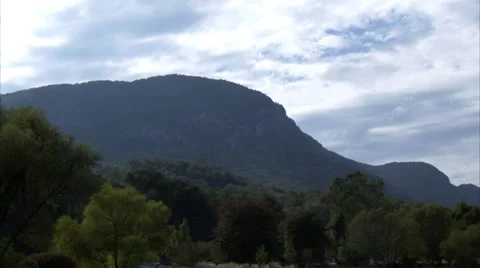 Smoky Mountain Range Zoom In 스톡 동영상 33466768