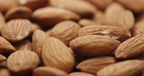 Smooth Camera Movement Over a Handful of Almonds. 動画素材 142319891