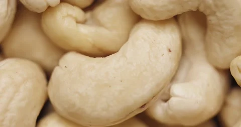 Smooth Camera Movement Over a Handful of Cashew Nuts. Vídeos de archivo 142319928
