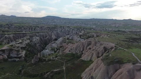 Smooth Drone Flight Over Cappadocia's Red Valley 스톡 동영상 336488422