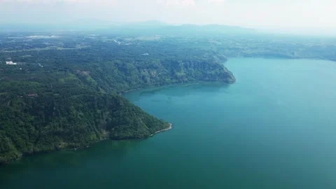 Smooth drone of Mt Maculot in Cuenca Batangas Philippines revealing sweeping Видео 336705296