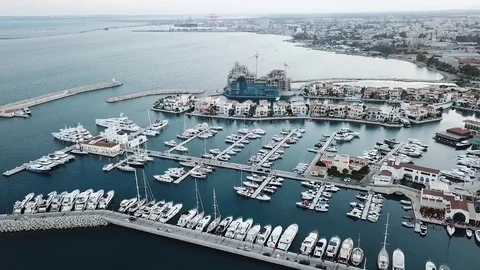 A smooth flight with a drone over the Marina with white yachts Stockbeeldmateriaal 121512918