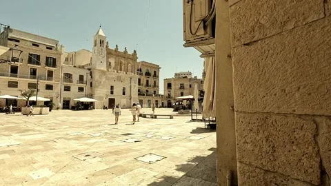 Smooth forward shot revealing the square in the old town of Bari Stock Footage 315969477