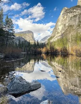 Smooth Reflection at Mirror Lake Stock-Fotos