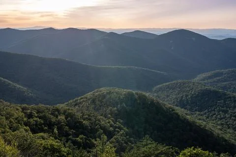Smooth Rolling Mountains Before Sunset Foto stock