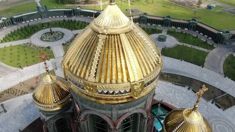 Smooth upward drone shot over cathedral domes Stock-Footage 321614189