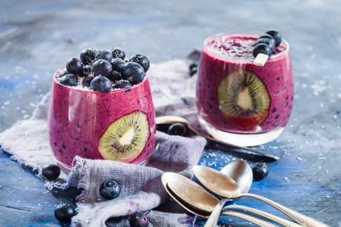 Smoothie pudding with tapioca, blueberries, and kiwi Stock Photos