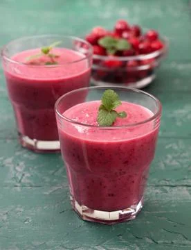 Smoothies cranberries Stock Photos