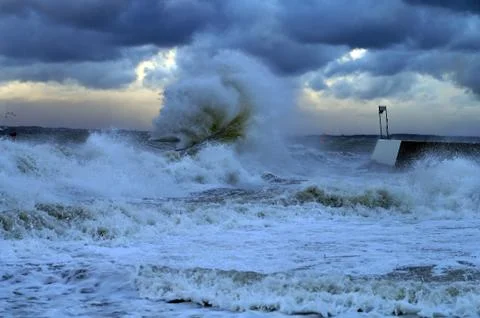 Snaping wave Stock Photos