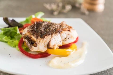 Snapper fish steak Stockfoto's