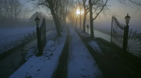 Sneeuw oprijlaan Stock Footage 18978432