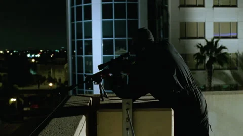 Sniper Push-In / Pull-Out Stockbeeldmateriaal 45886891