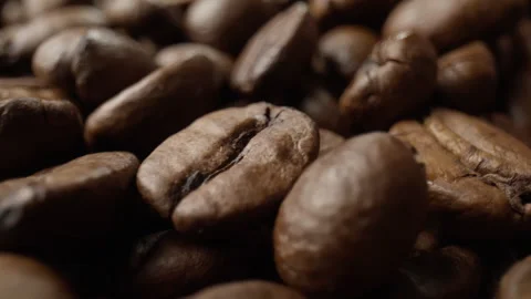 Snorkel dolly through roasted coffee beans 動画素材 316070835