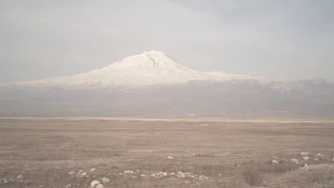 Snow Capped Mount Ararat in Agri. Vídeo Stock 144034411
