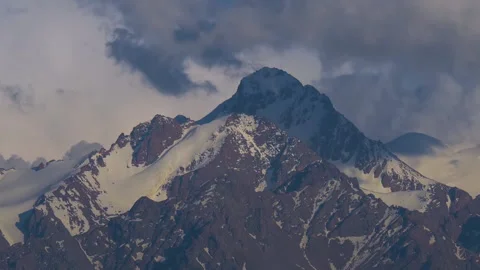 Snow-capped mountain peaks Stock-Footage 224414157