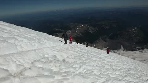 Snow climbing mt rainier conquer mountains Vidéo 10874526