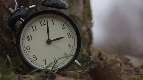 Snow Clock - scene 2-2 fixed Stock-Footage 123403658