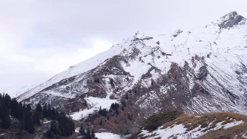 A snow covered landscape in the mountains Stock-Footage 100978662