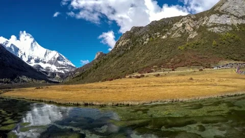 A snow covered mountain 스톡 동영상 156843482